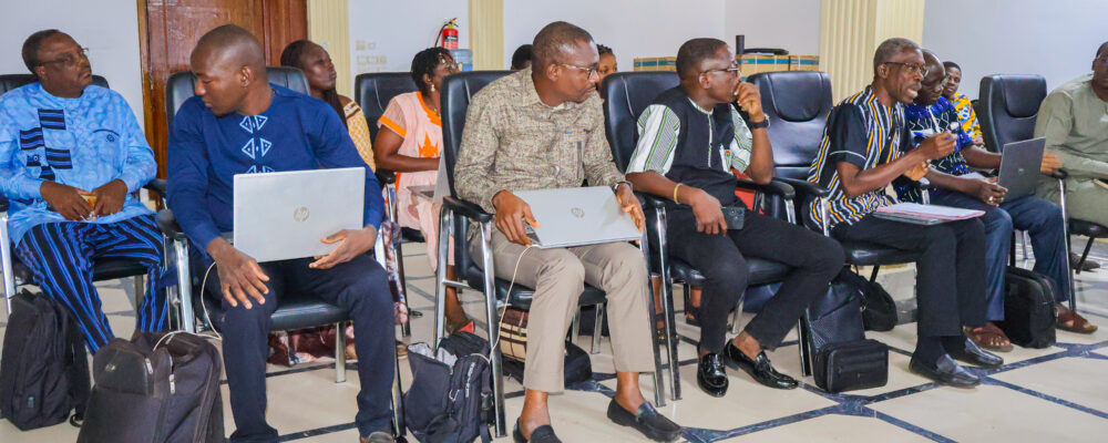 STRATÉGIE NATIONALE D’ENGAGEMENT PUBLIC, PRIVÉ, UNIVERSITÉS EN MATIÈRE D’INFORMATIONS ET DE DONNÉES AGRO-HYDRO-MÉTÉOROLOGIQUES AU BURKINA FASO