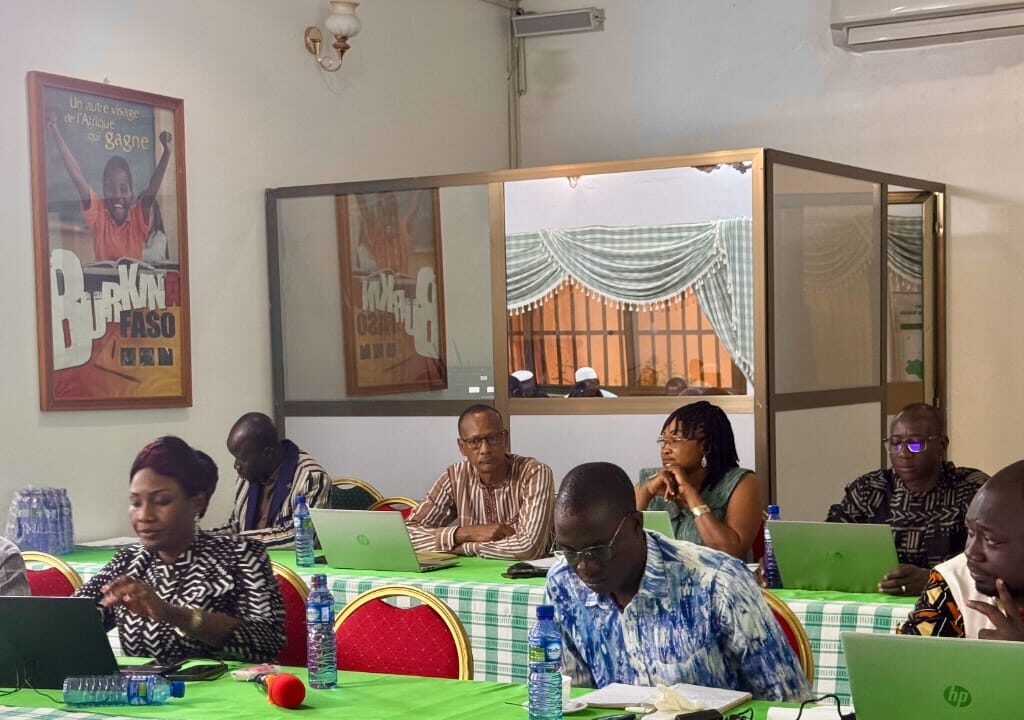 WhatsApp Image 2025-12-02 à 22.49.26_44b374e5